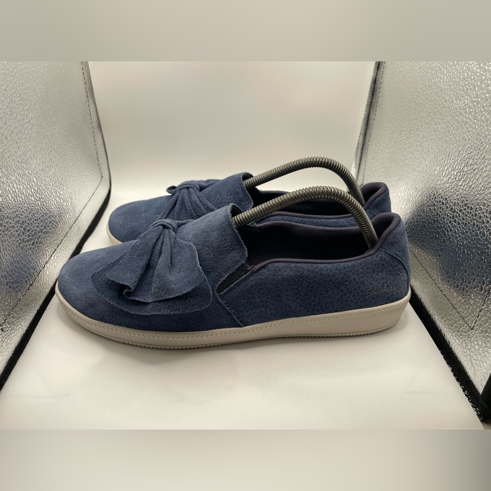 Skechers Madison Avenue Navy Womenâs Loafers Size 10 Wide